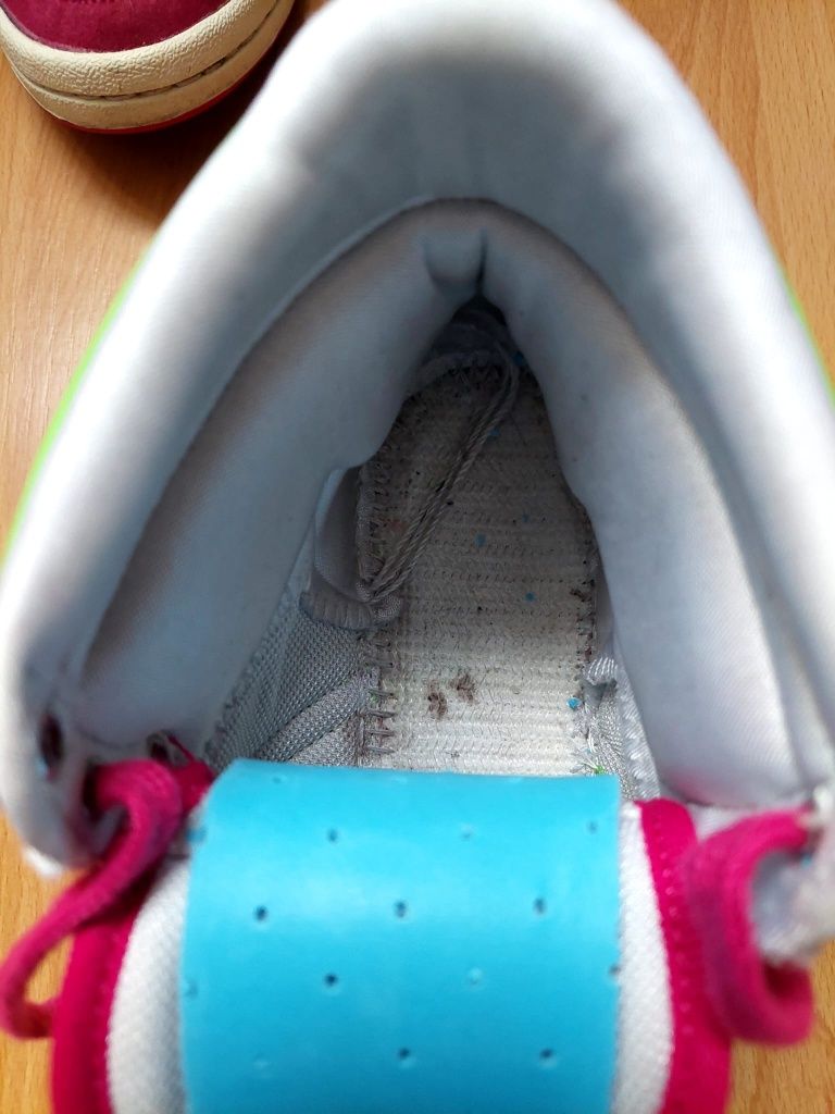 Ténis bota Adidas Sleek