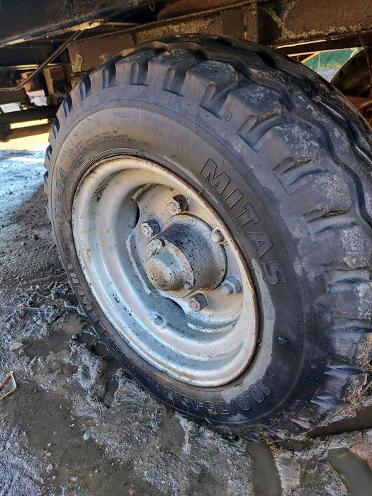 Barakowóz Bonanza przyczepa do przewozu ludzi osinobus