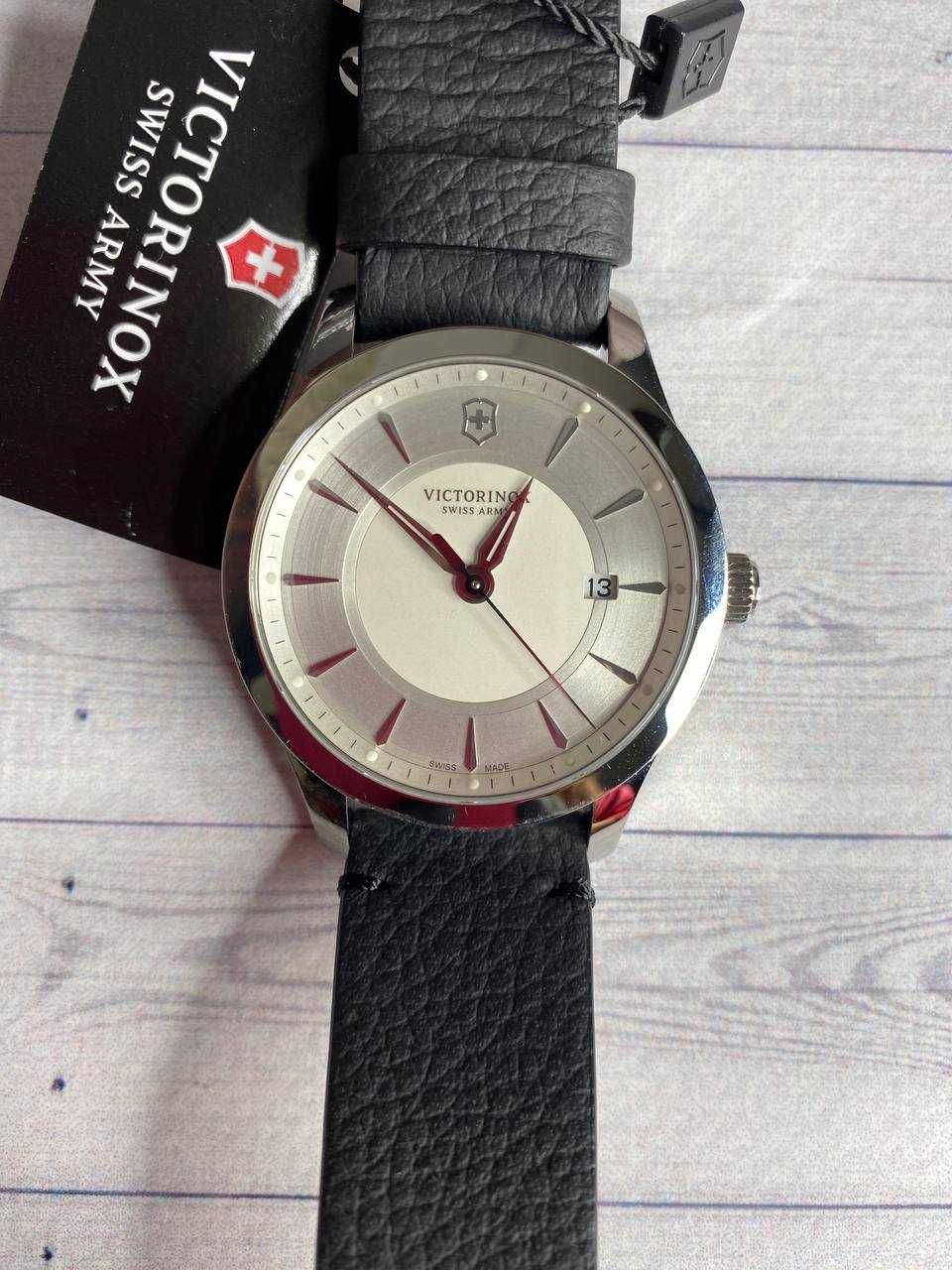Мужские часы Victorinox Swiss Army Alliance V241823 Новые Оригинал