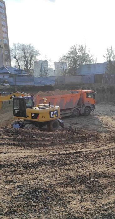 JCB 3CX Аренда Услуги Трактор Екаскаватор/Послуги /Оренда/Самосвал
