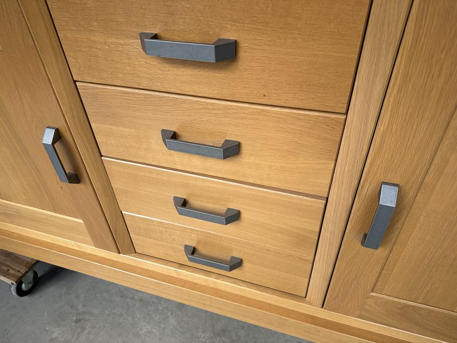 Dębowa prosta komoda 198cm - meble holenderskie