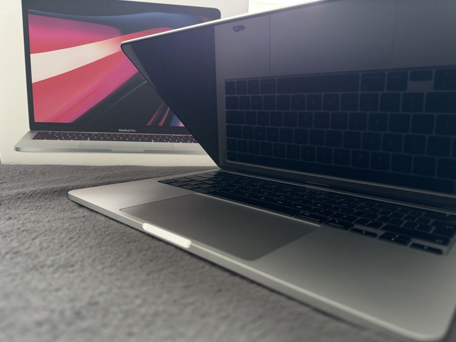 Macbook Pro M1 2020 8GB RAM, 256GB SSD, kondycja baterii 95%