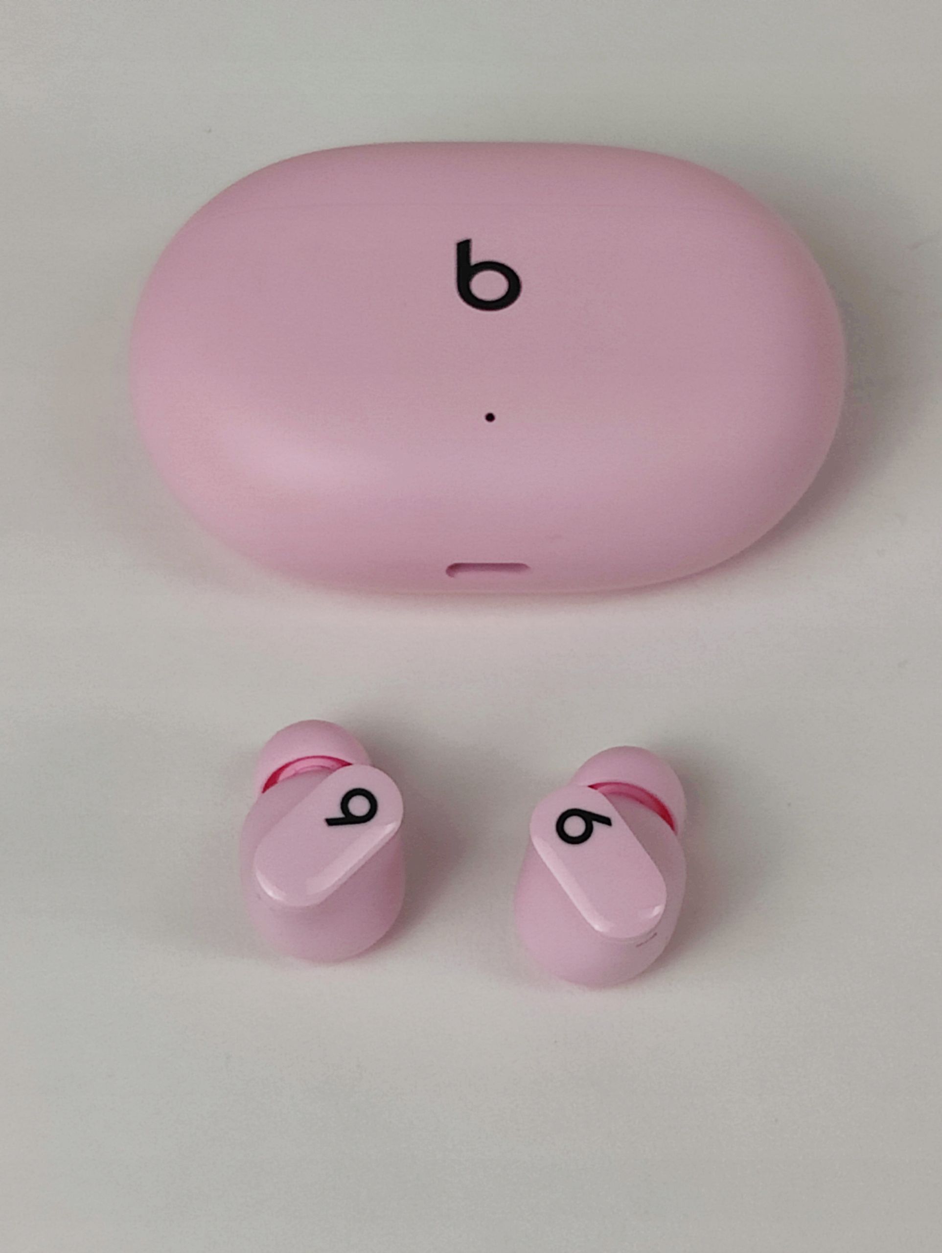Słuchawki bezprzewodowe dokanałowe Beats Studio Buds - różowy