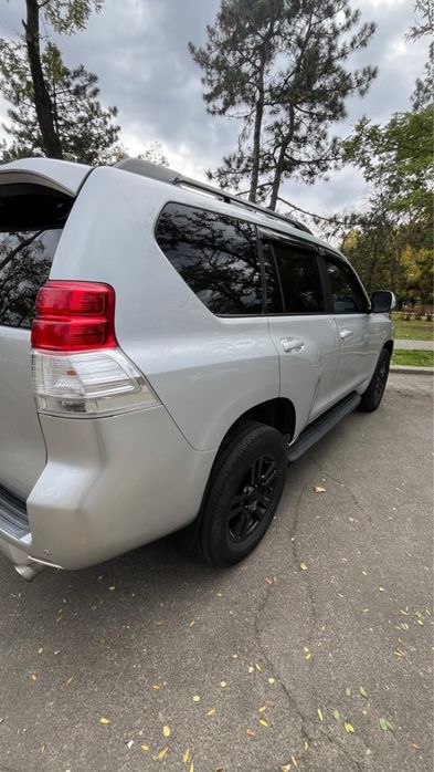 Toyota Land Cruiser Prado 2010