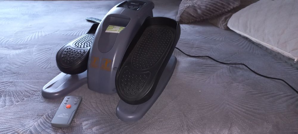 VibroLegs Elliptical-trenażer eliptyczny