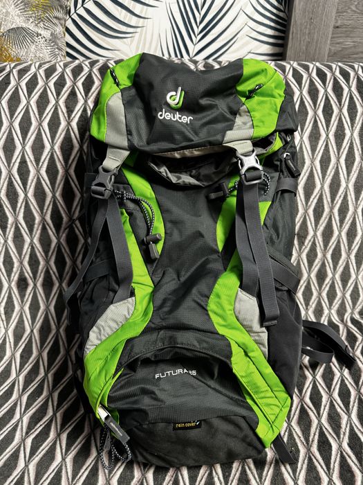 Рюкзак DEUTER Futura 26 колір зелений
