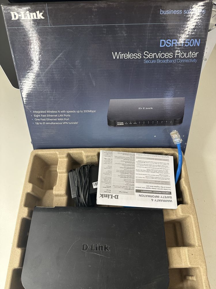 Мультисервісний маршрутизатор D-Link DSR 150N