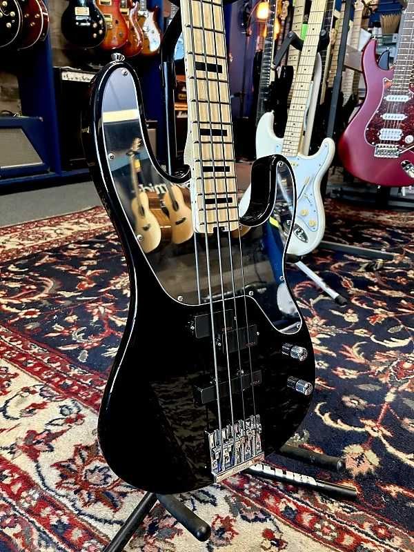 Новий Charvel Frank Bello Signature Pro-Mod So-Cal Bass IV '2022