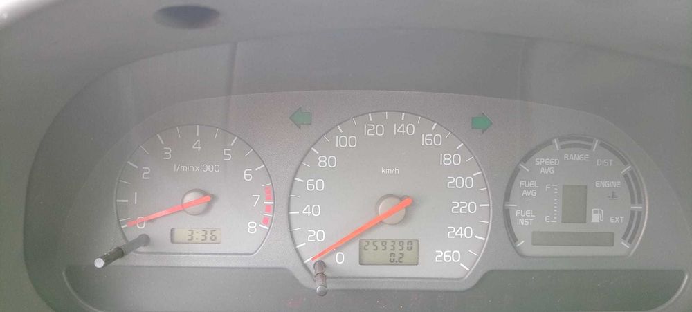 Volvo S40 T4 turbo (200cv) 97 a gpl e com ar condicionado