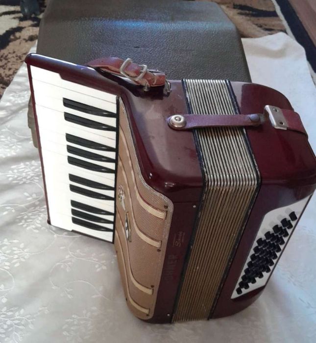 Akordeon Hohner Starlet 40