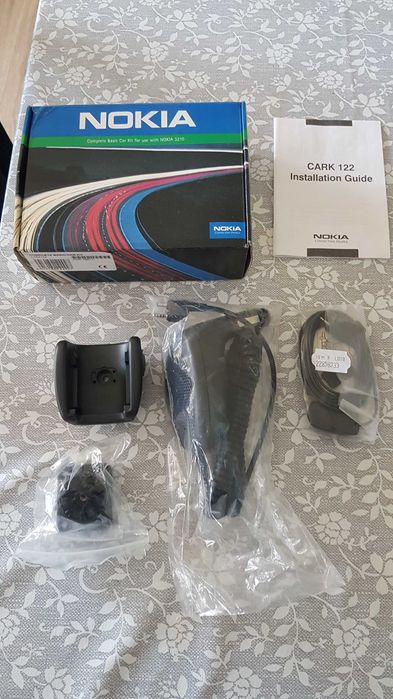 UNIKAT Zestaw głośnomówiący do Nokia 3210 Cark 122 Car Kit Basic