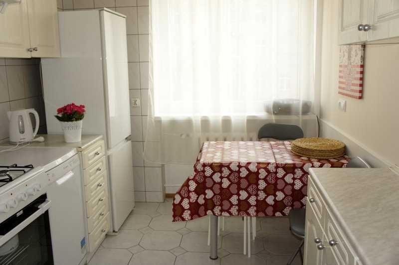 SUDECKA 3 pokoje + ODDZIELNA widna kuchnia + balkon