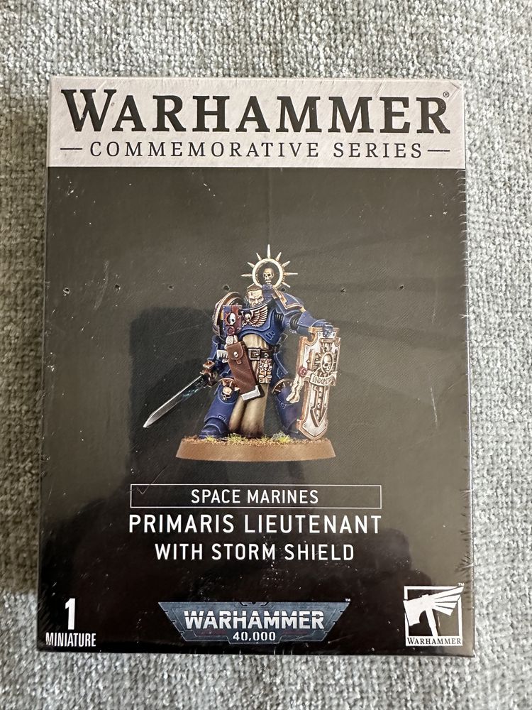 Space Marines Primaris Lieutenant With Storm Shield