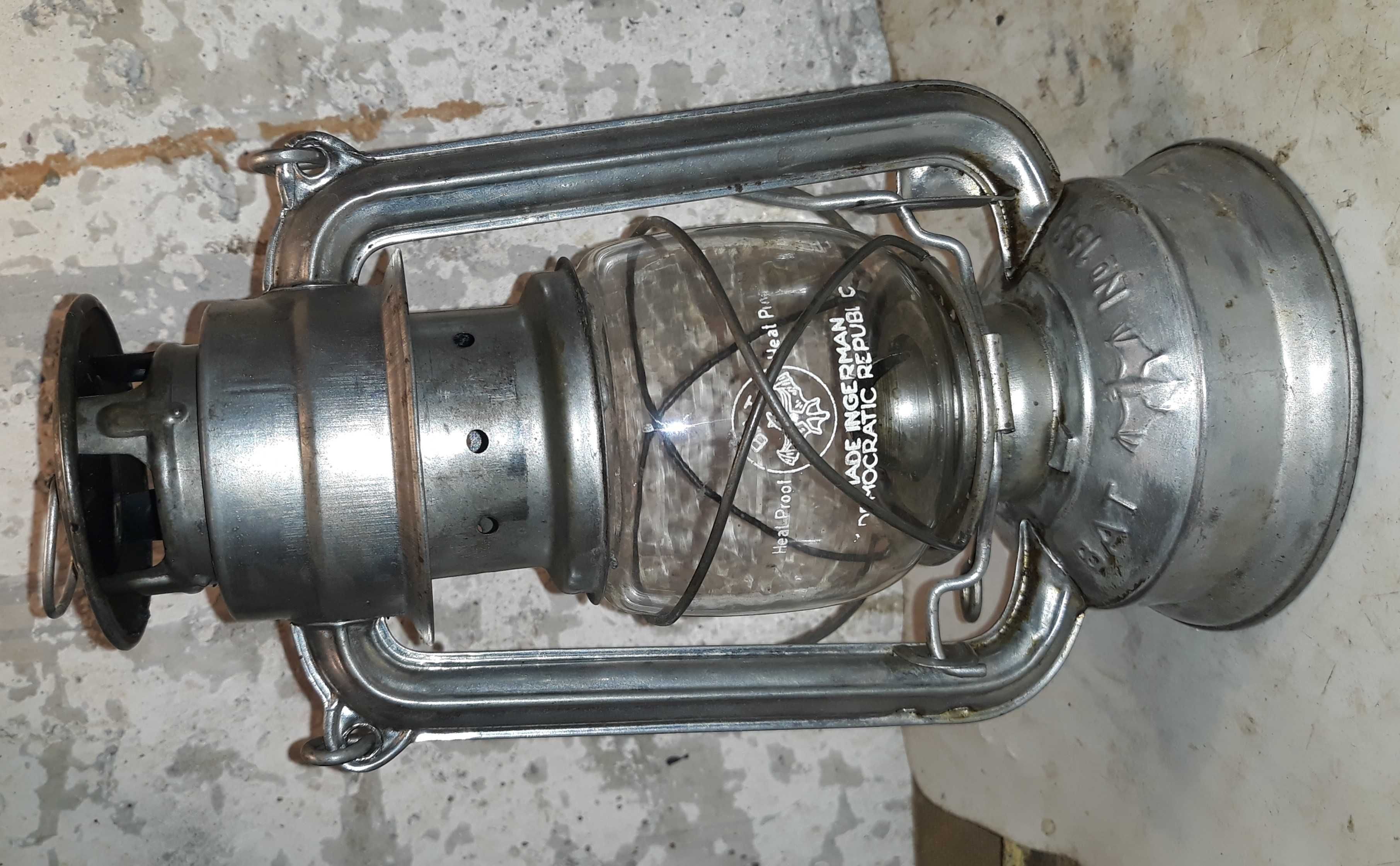 BAT Nr. 128 - lampa naftowa