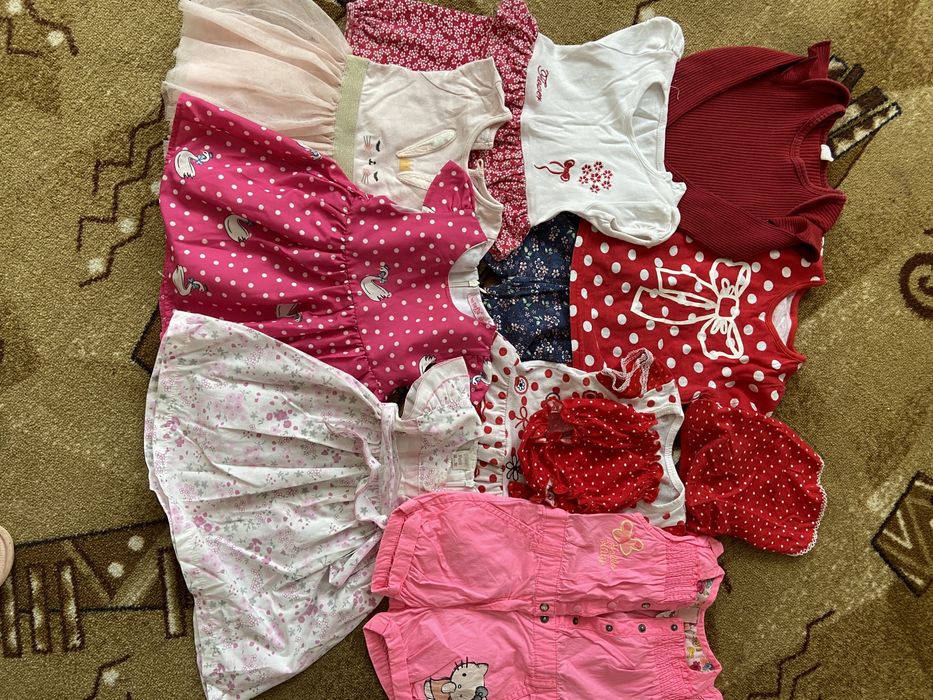 Пакет вещей на девочку , рост 74 см