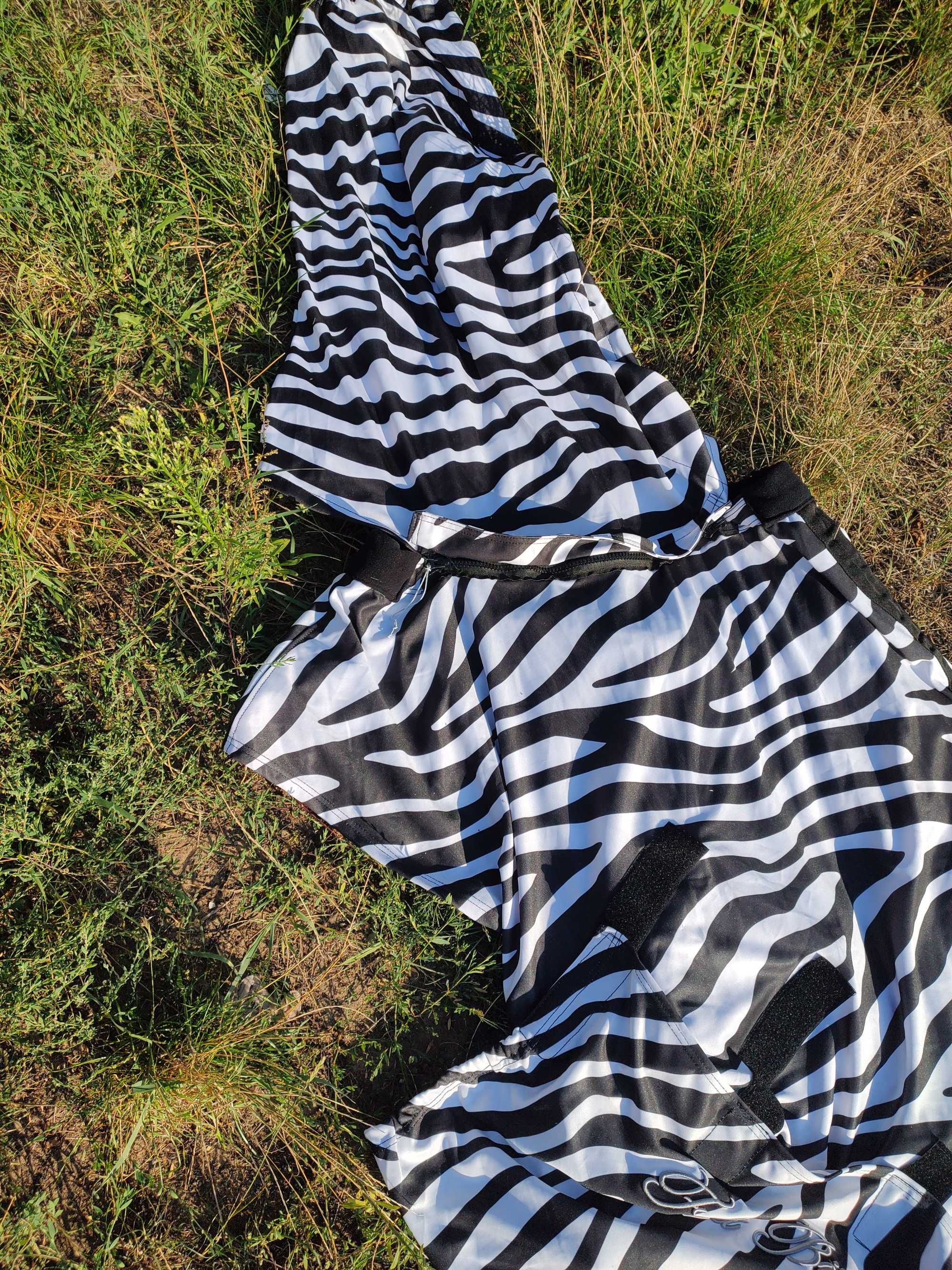 Derka przeciw owadom, egzemowa rozmiar 125, zebra Felix Buhler