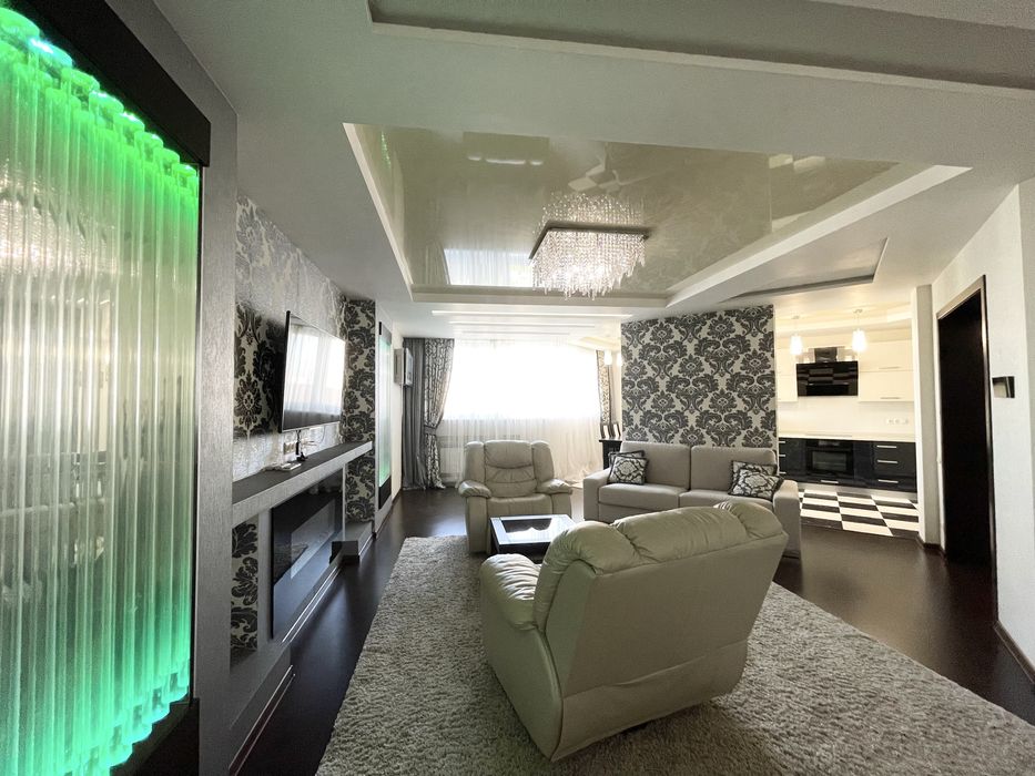 Від власника. Оренда квартири Севастопільська площа, є генератор.