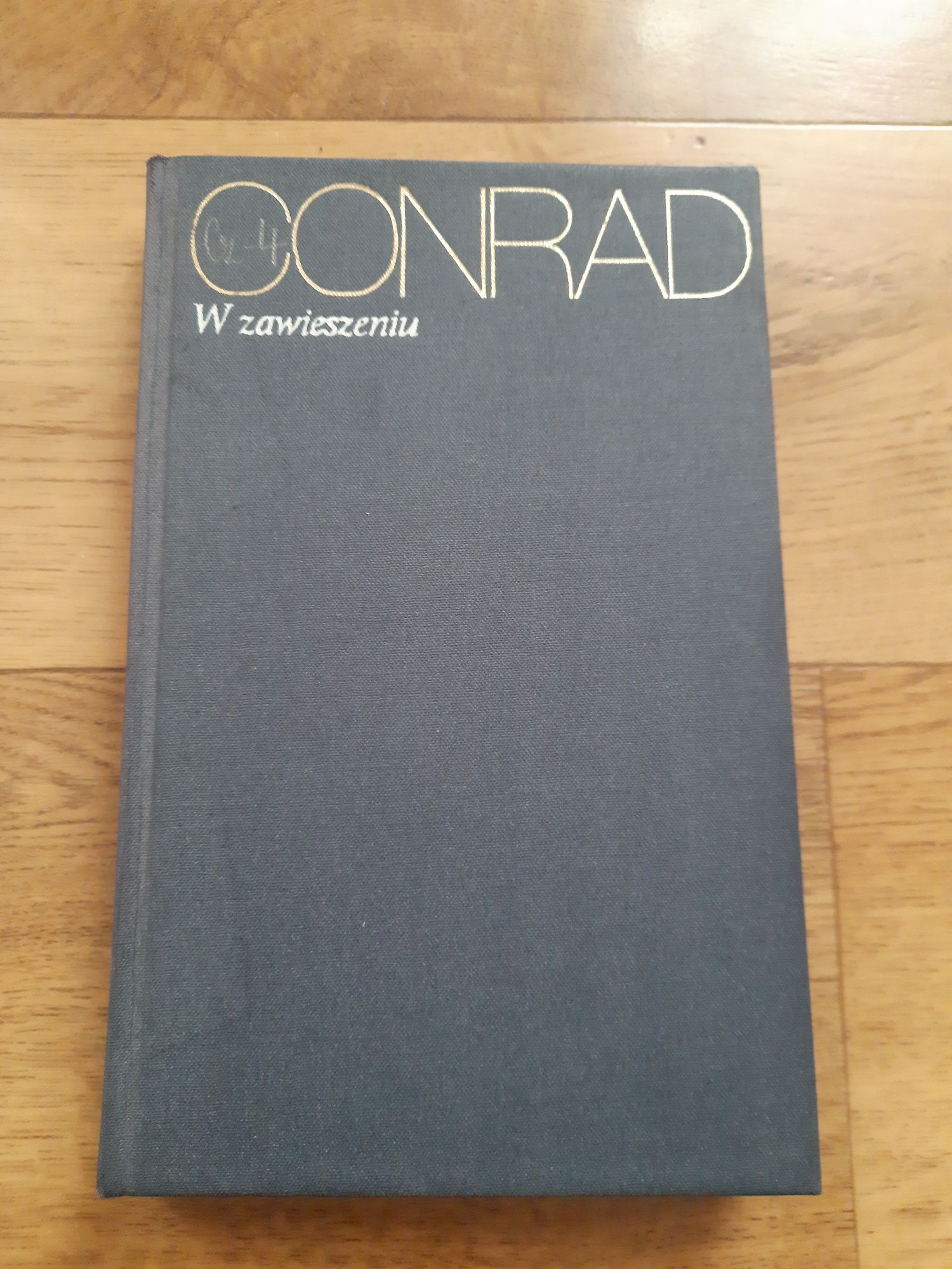 Joseph Conrad "W zawieszeniu"