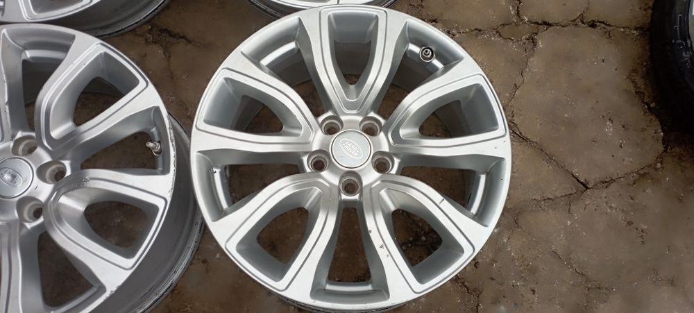 Felgi Aluminiowe 5x108,R18,ET45,8j Land Rover Czujniki