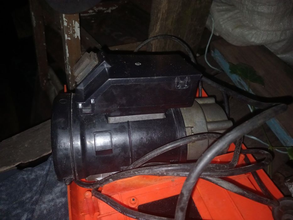 Продам мотор от керхера б/у в рабочем состоянии...