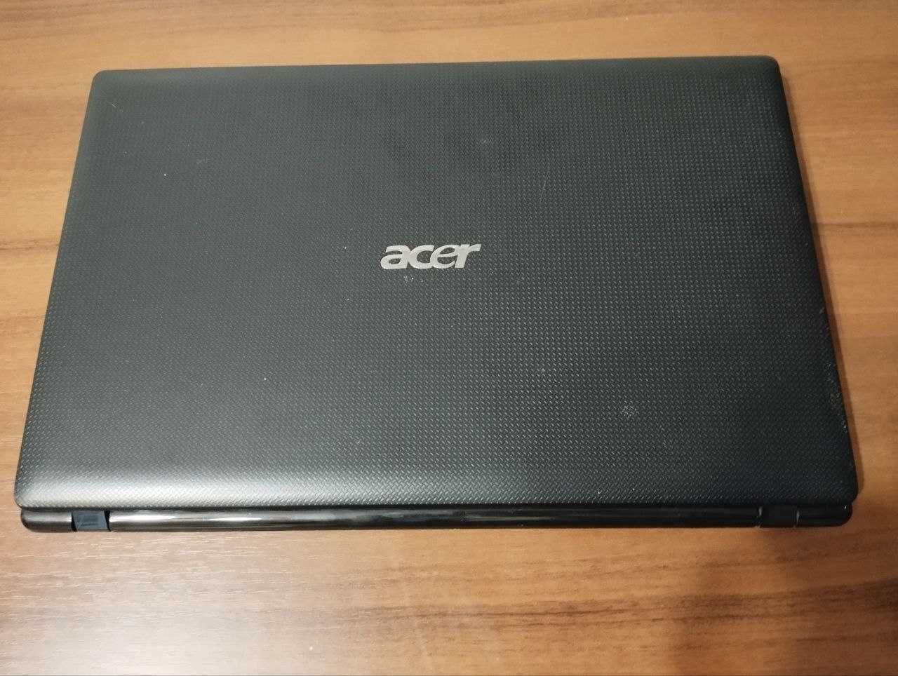 Ноутбук Acer Aspire 5560G