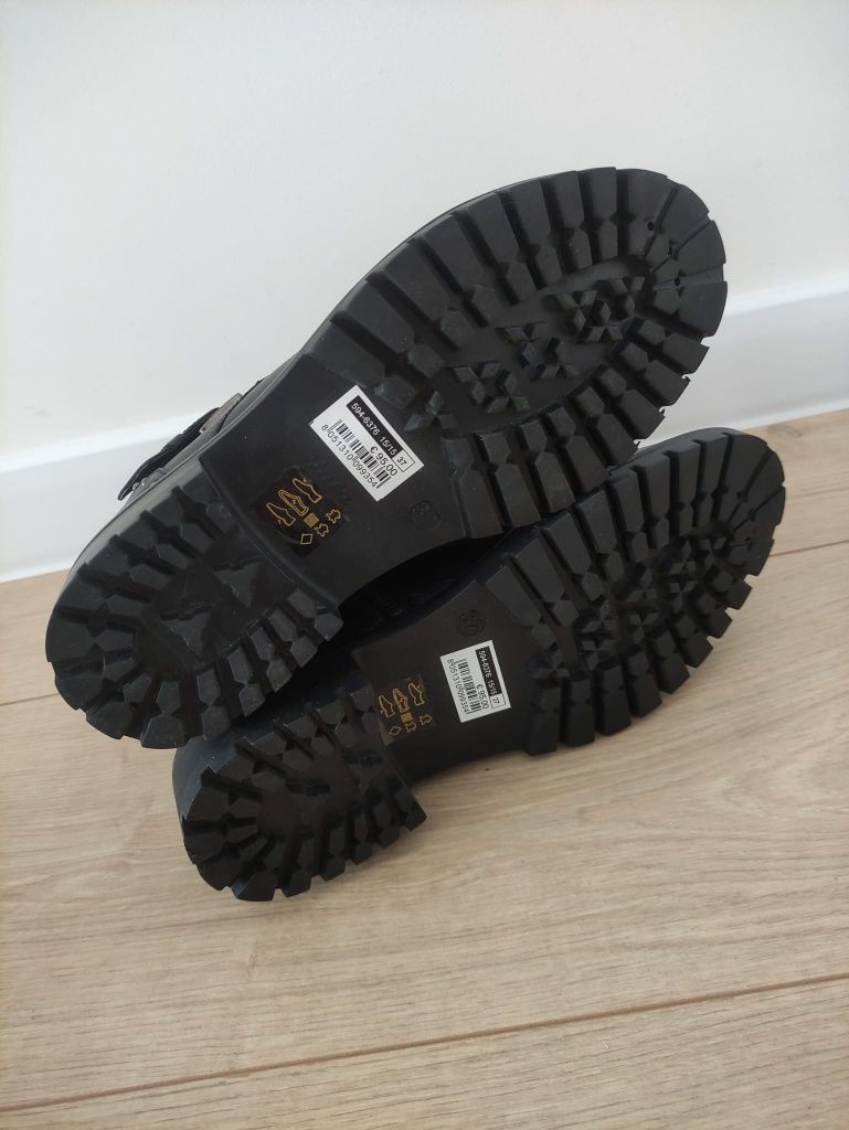 Bata Skórzane Botki Damskie 37 Czarne Nowe