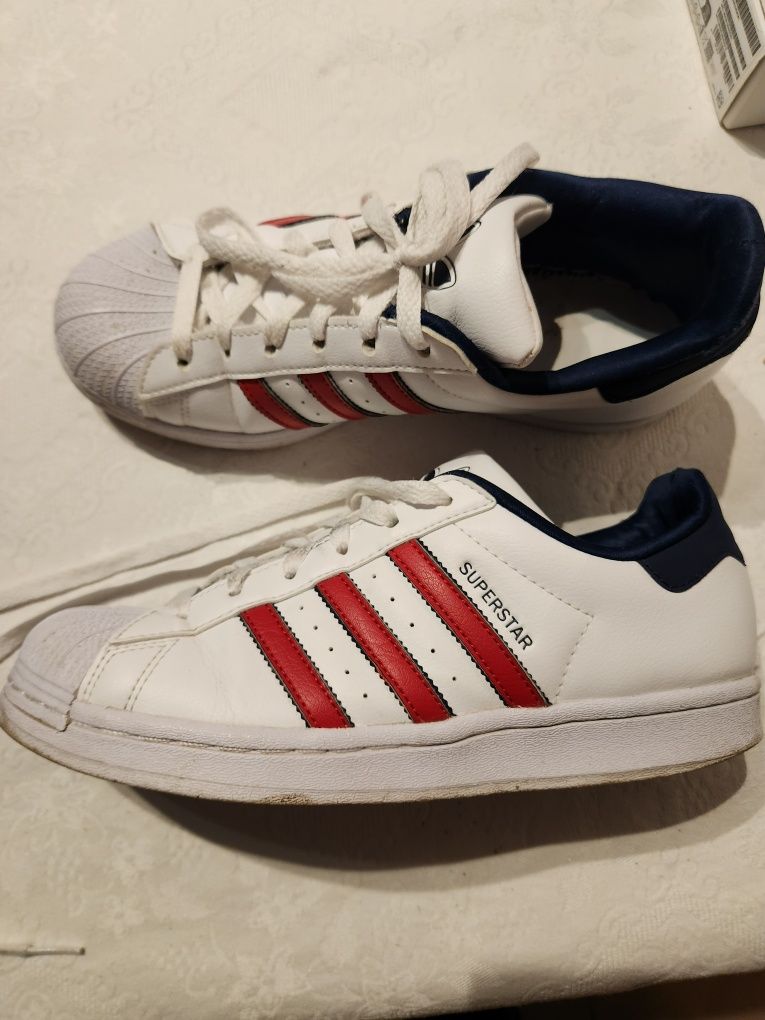 Sapatilhas adidas