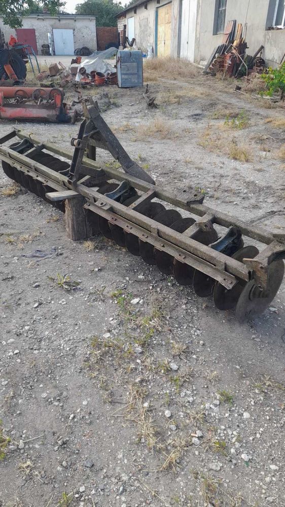 Лущильник дисковий садовий