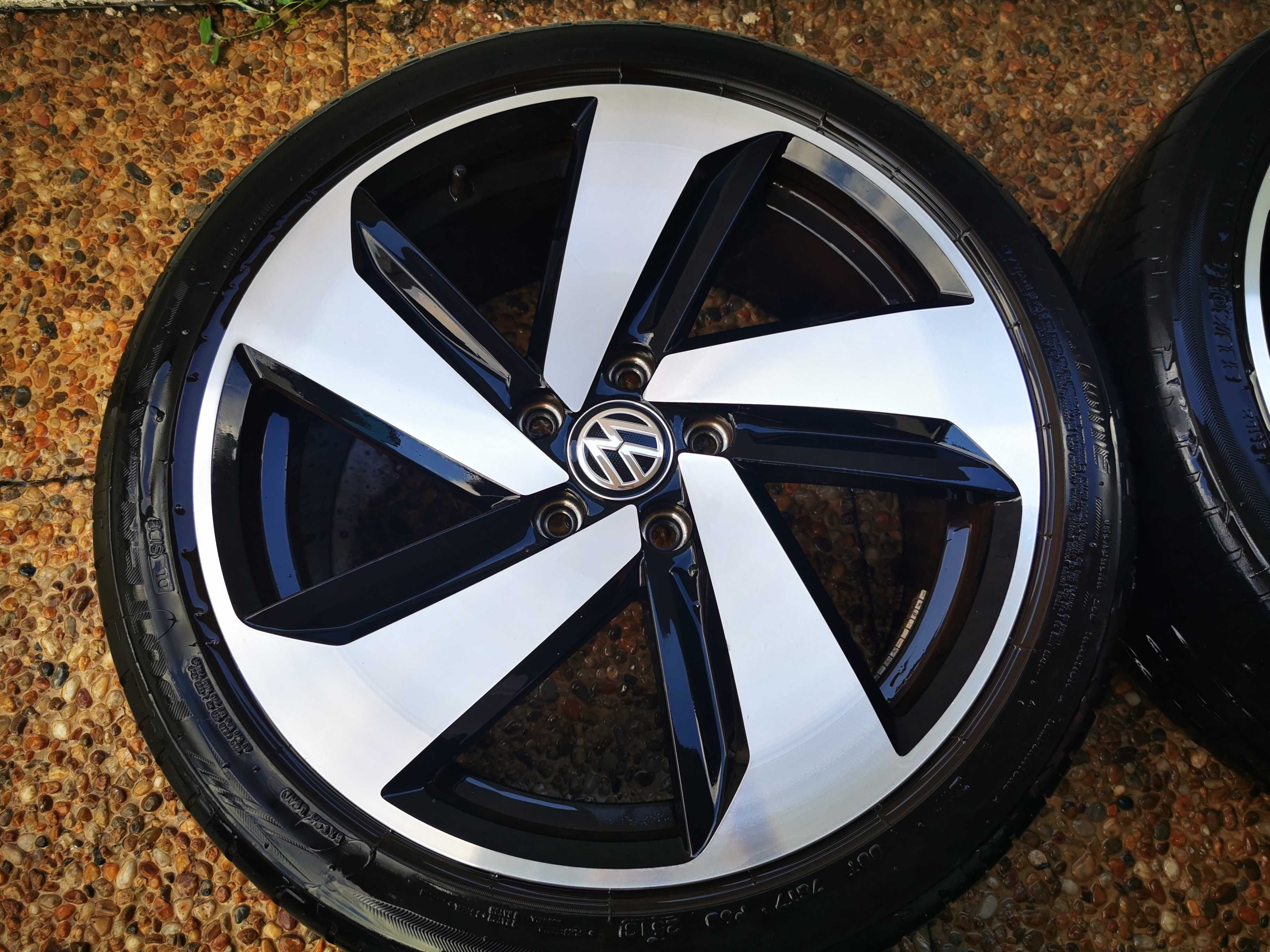 4 jantes 18" vw golf pouco uso 1.500 €