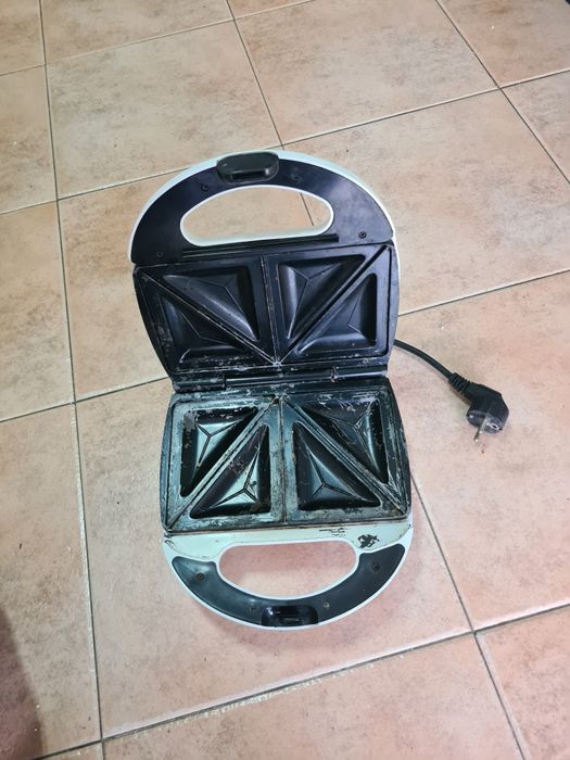 Tostadeira Sanduicheira electric co