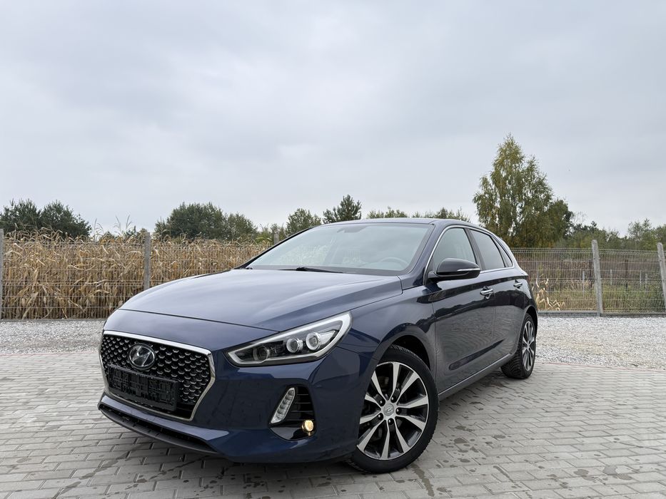 Hyundai i30 2017 rok 1.4 T-GDI benzyna  bogato wyposażony
