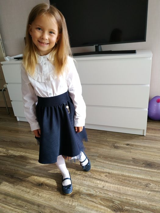 Продам сорочку білу шкільну 116 ріст Sinsay