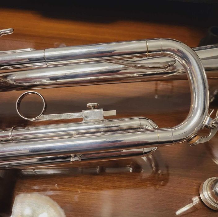 trąbka YAMAHA T100 made in Japan, jak nowa, srebrna!