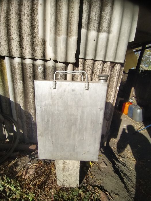 Продам канистру..
