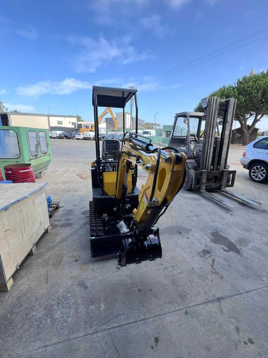 Escavadora Giratoria JPC HT12 Nova + Balde de Limpeza Baixa de Preço