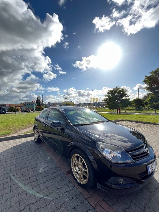 Opel Astra H GTC