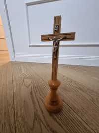 Drewniany krzyż stojący krzyże stojące drewniane