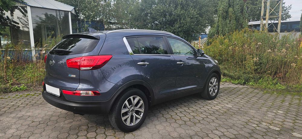 KIA SPORTAGE - 1.6 Benzyna !! Bogata Wersja !! Super Stan !!