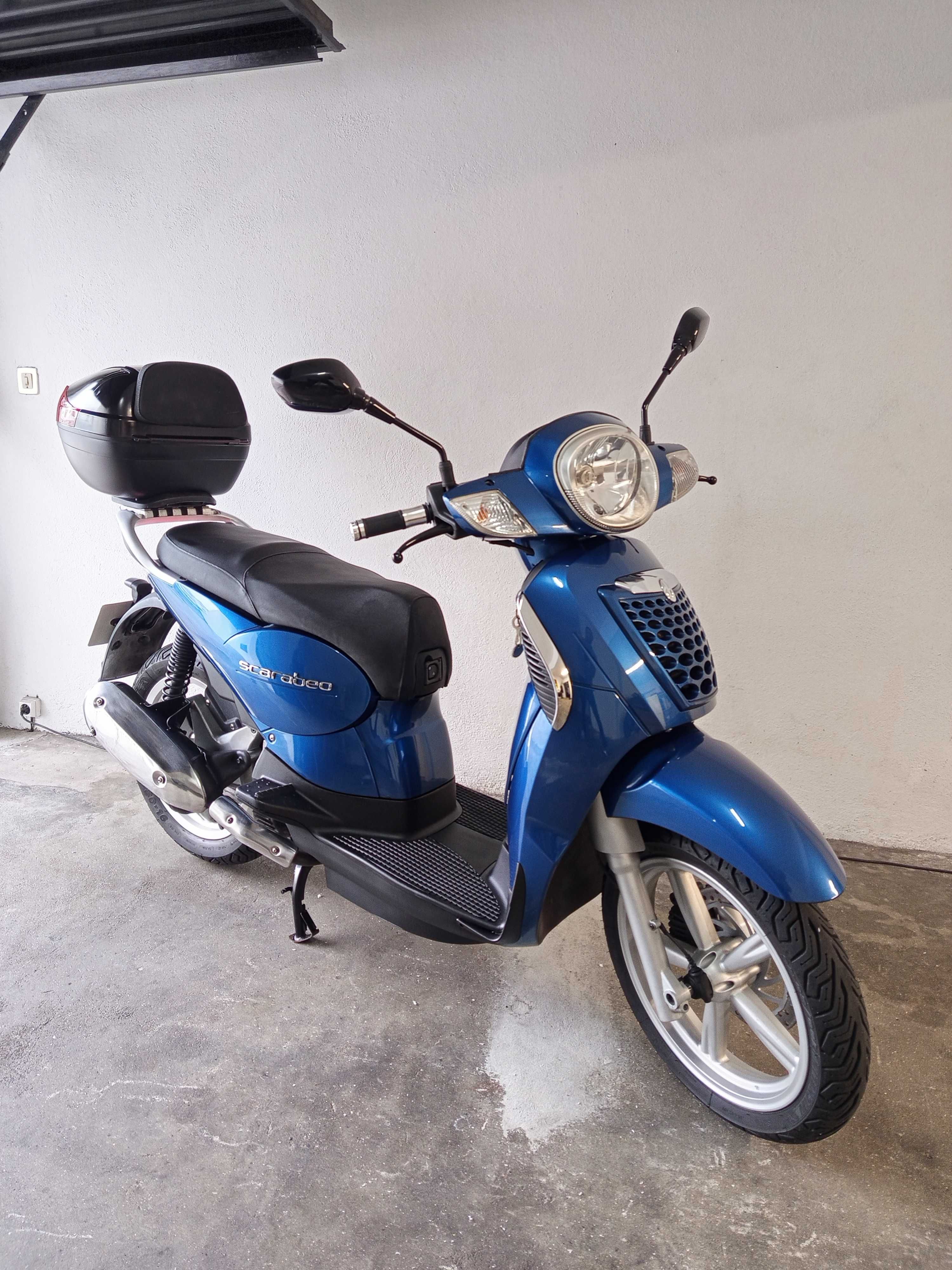 Aprilia scarabeo 125cc(excelente estado)