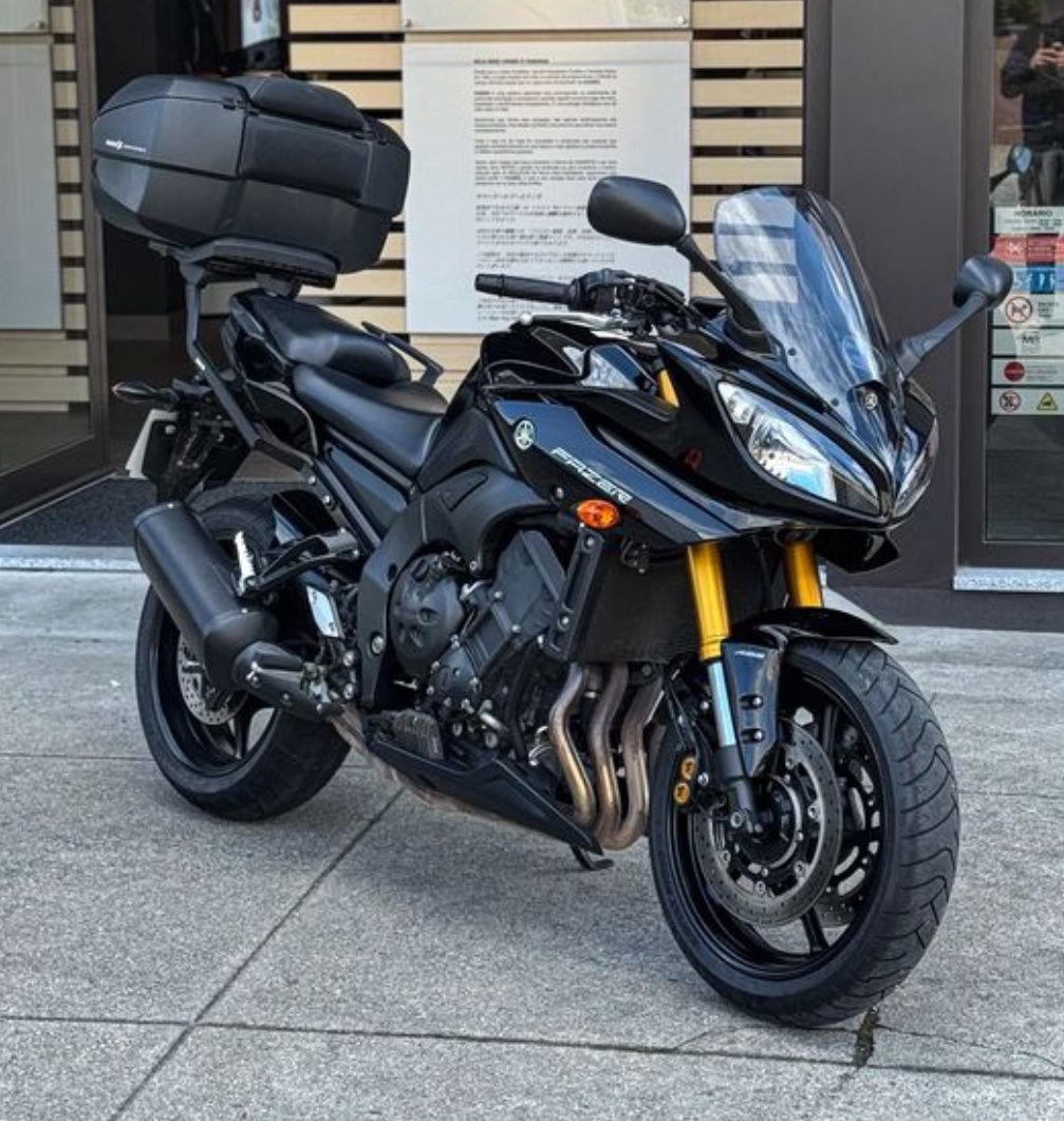 Yamaha Fazer FZ8-SA