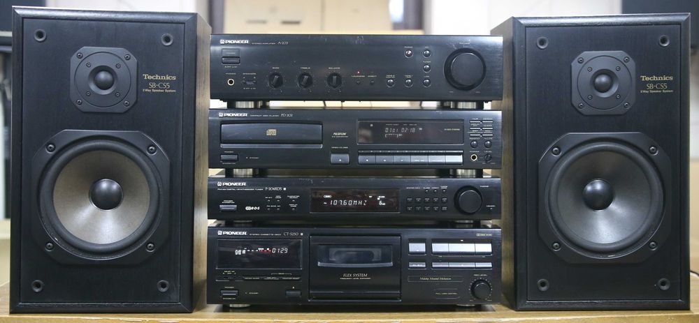 Wieża Pioneer A-203, F-204RDS, PD-202, CT-S250 i kolumny Technics