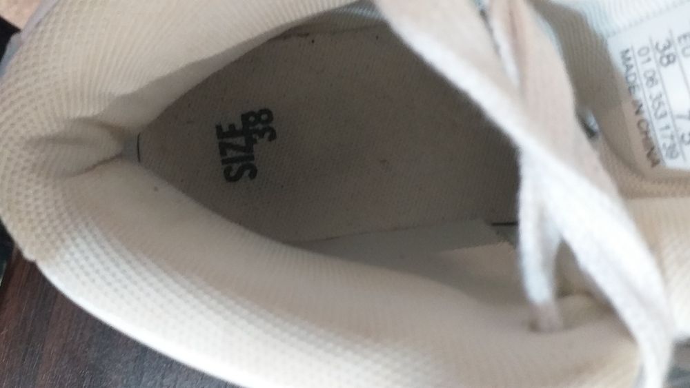 Buty sportowe za kostkę