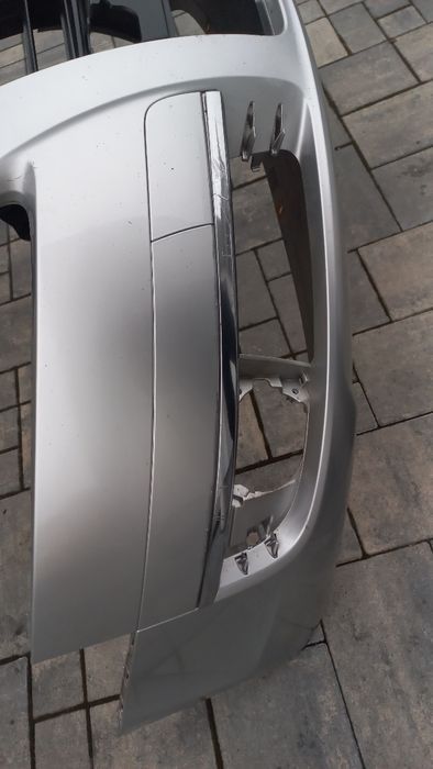 Audi a6 c6 04-08 zderzak przód przedni srebrny ly7w