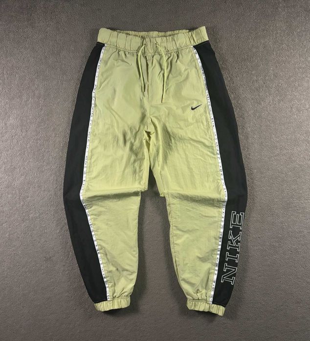 Spodnie Nike S Żółte Dresy Czarne Joggery Ściągacze Swoosh Sportowe
