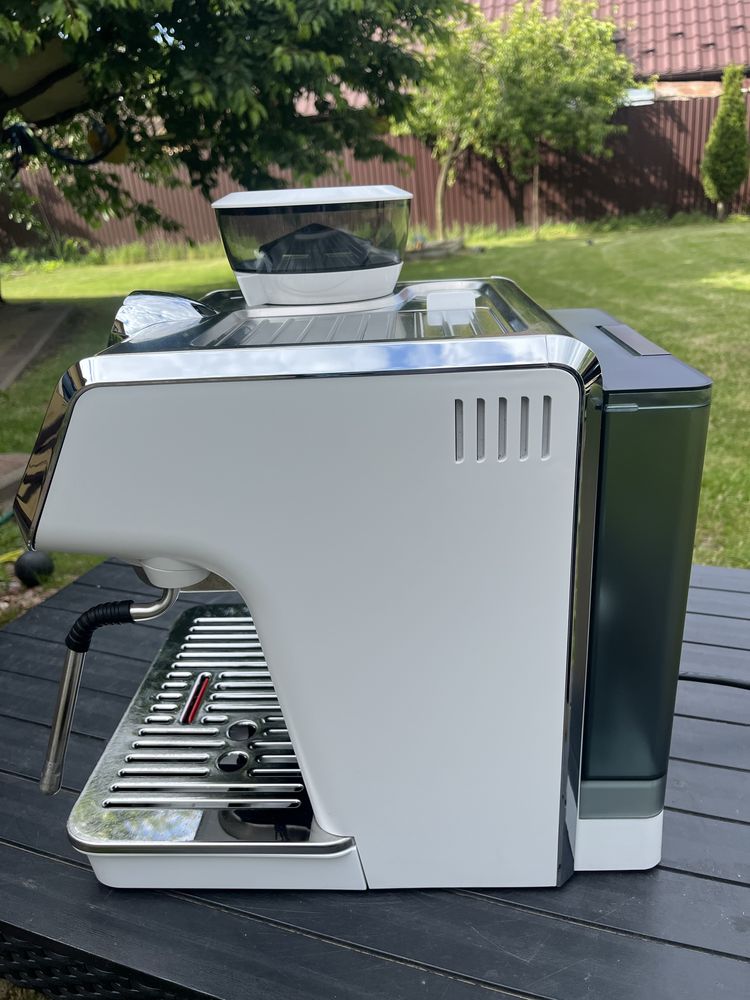 Кавоварка Delonghi La Specialista Arte EC 9155 MB