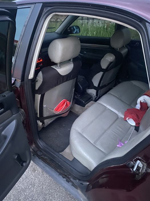 Ауди А4В5 2.6 Кватро