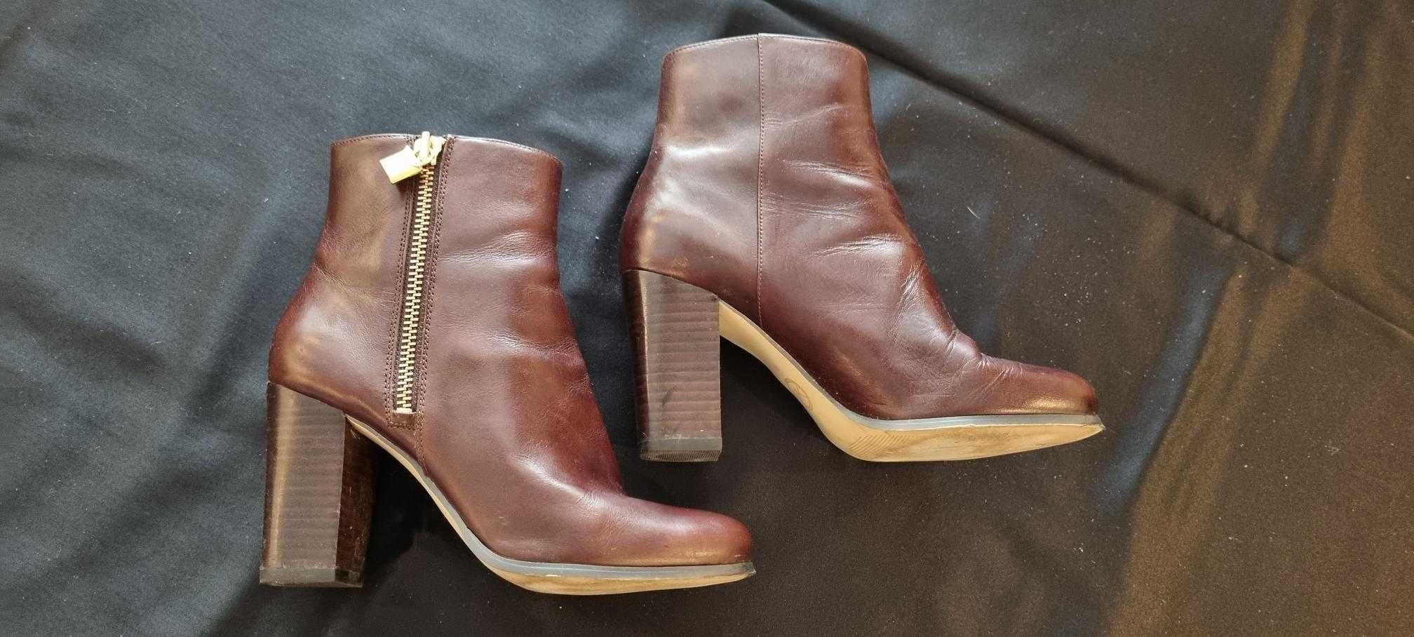 Botins castanhos Michael Kors