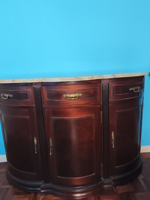 Sapateira rustica, em bom estado, com pedra  creme