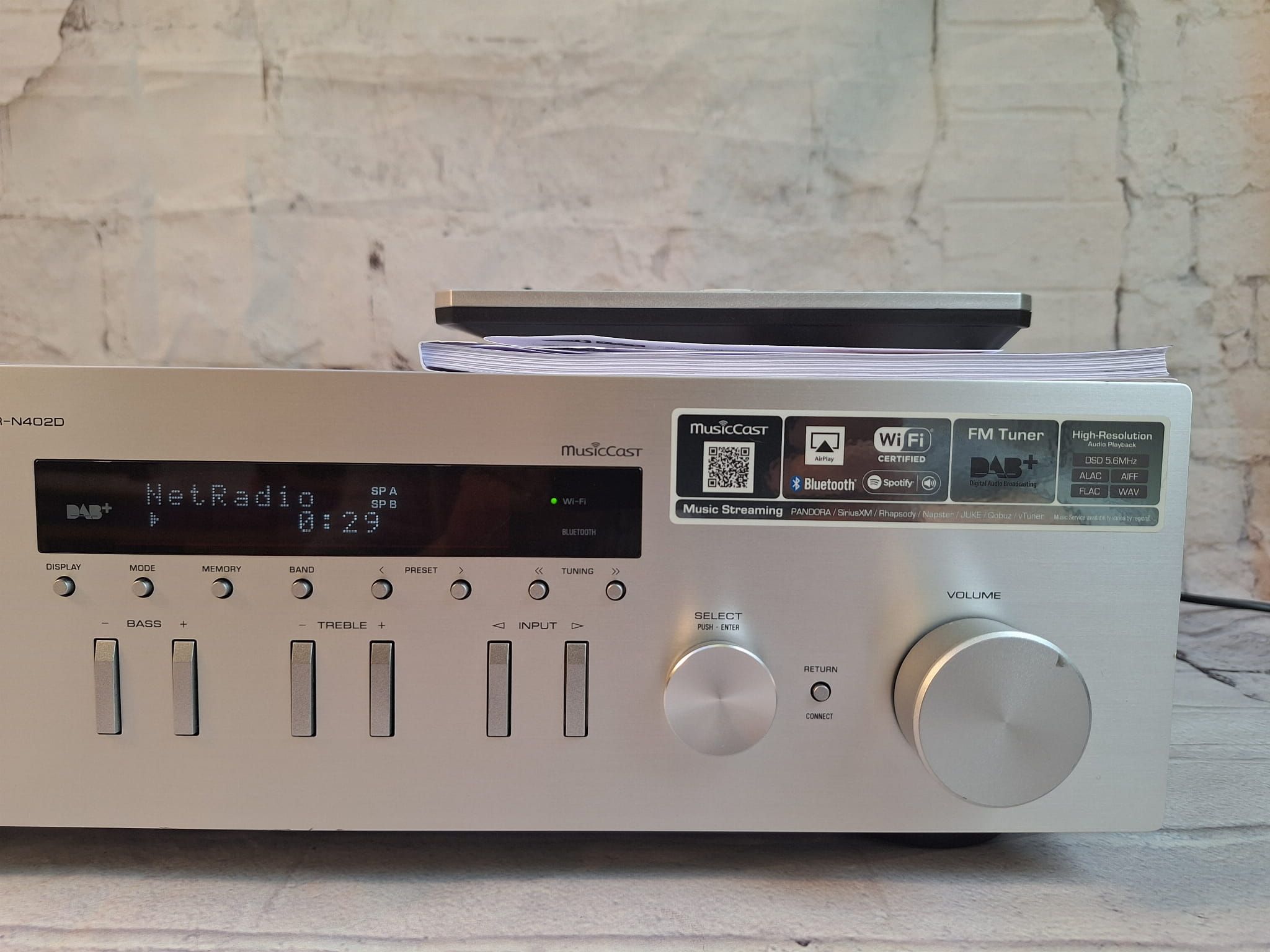 Yamaha R-N402D Amplituner Stereo 2x140W