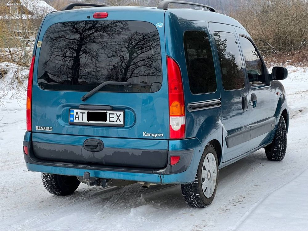 Renault kangoo автомобіль